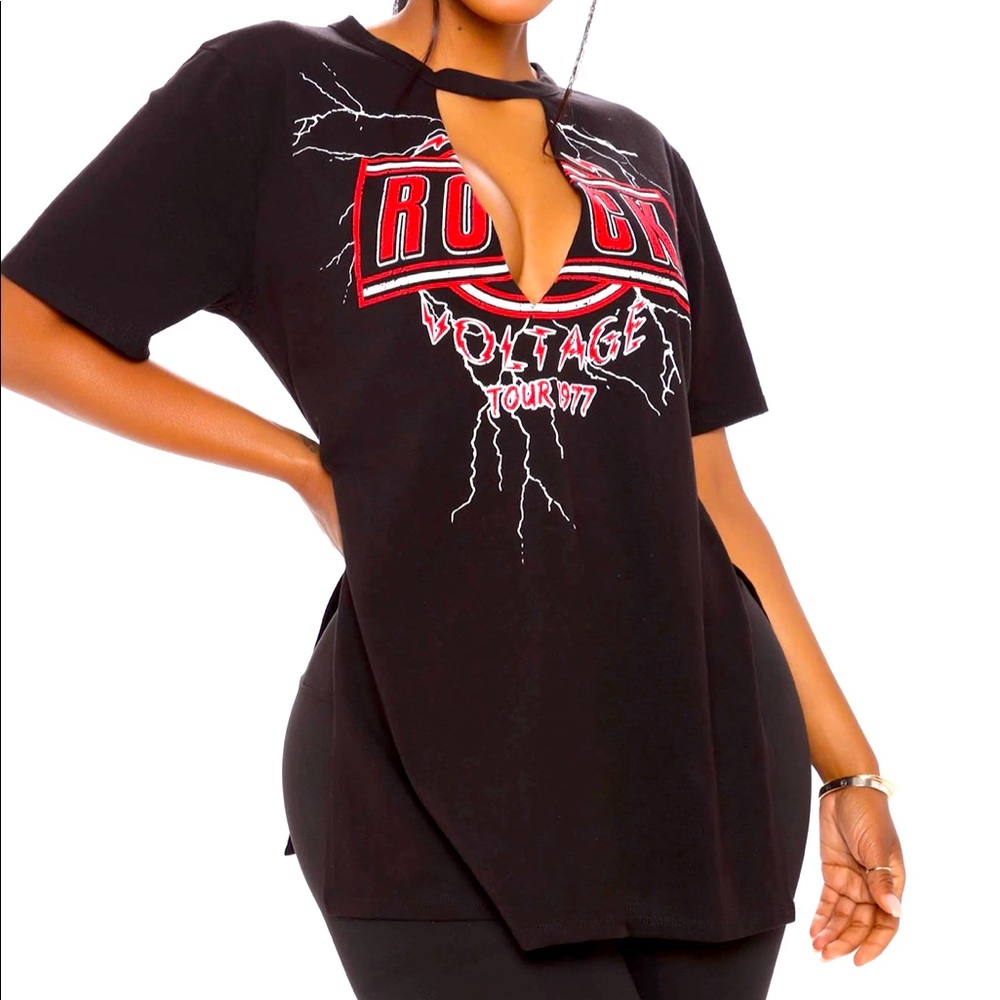 Cut- Out Shirt, Slits on Side